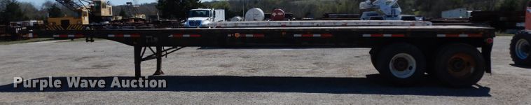 image for item DH2393 1973 Fruehauf FBEP40 flatbed trailer
