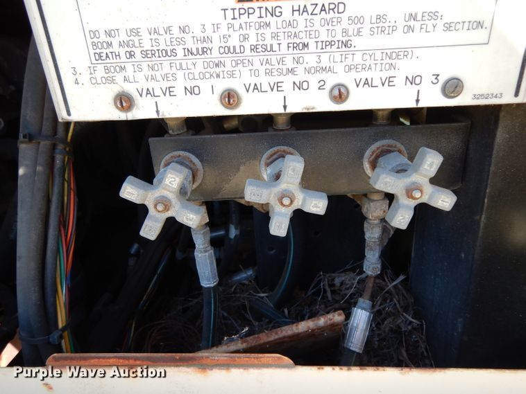 image for item DH2396 JLG 40H boom lift