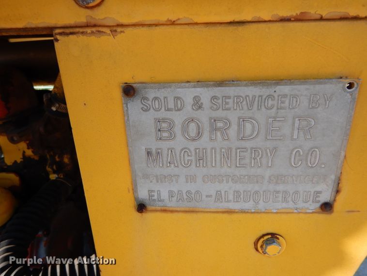 image for item DH2397 Bros pneumatic roller