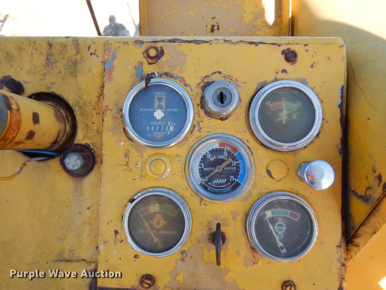 image for item DH2397 Bros pneumatic roller