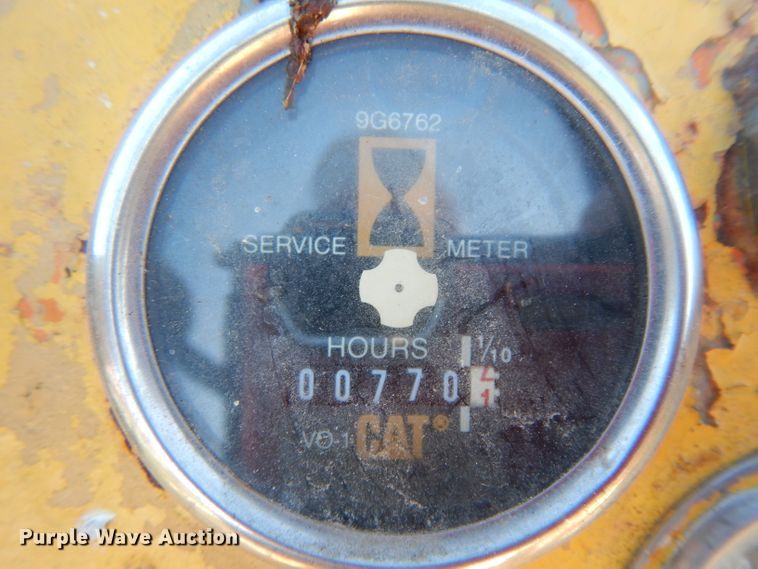 image for item DH2397 Bros pneumatic roller