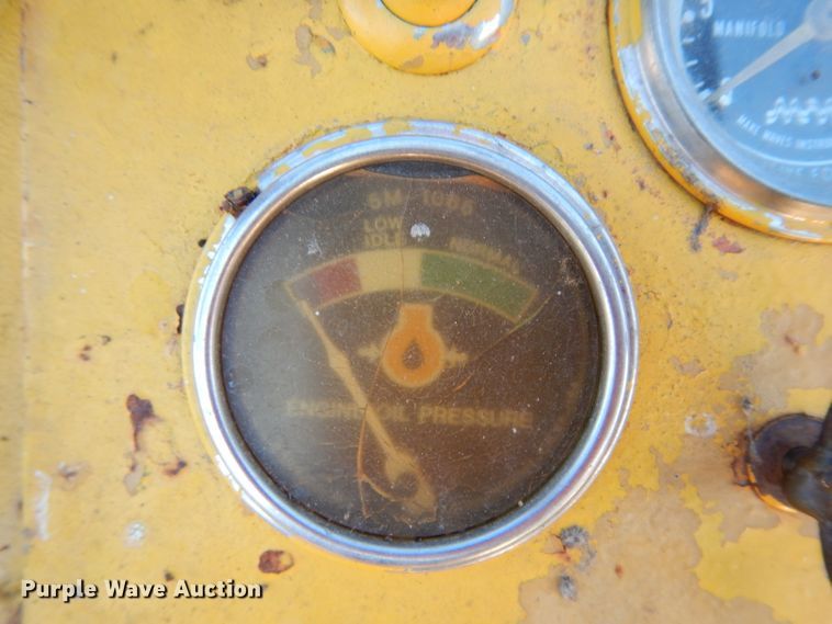 image for item DH2397 Bros pneumatic roller