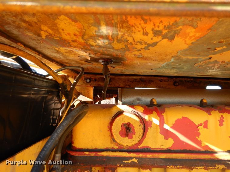 image for item DH2397 Bros pneumatic roller