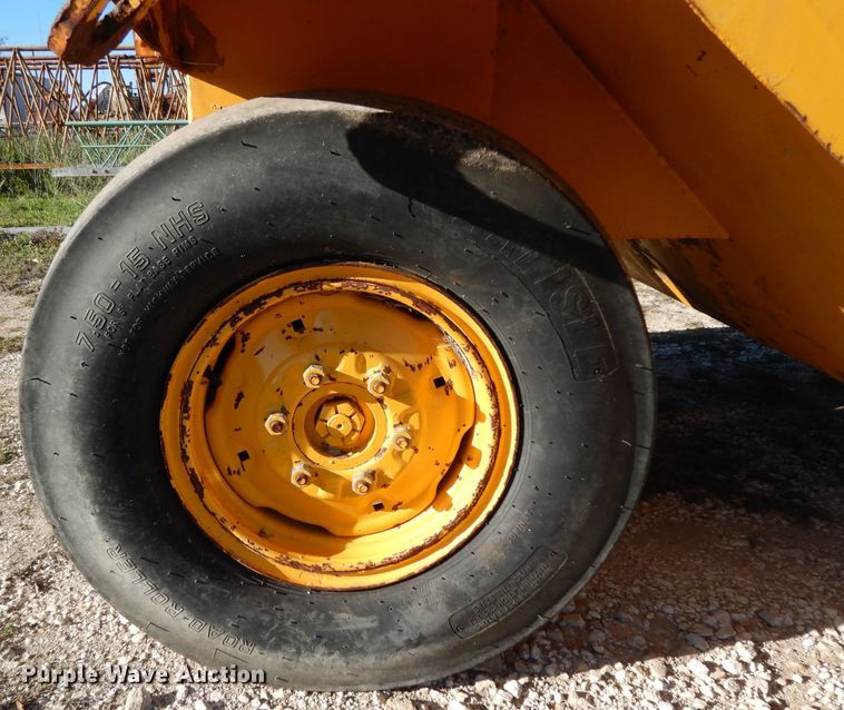 image for item DH2397 Bros pneumatic roller