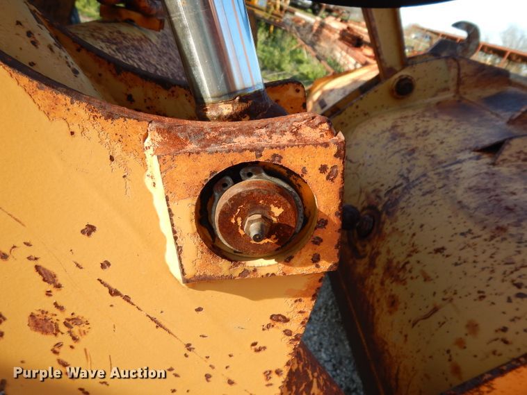 image for item DH2398 1994 Case 580 Super K backhoe