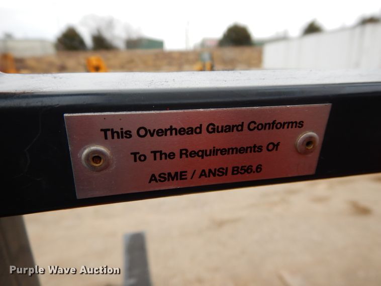 image for item DH4445 Moffett M50004W forklift