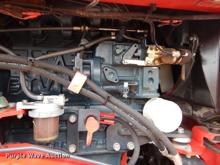 image for item DH4445 Moffett M50004W forklift