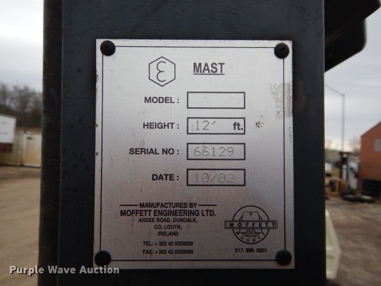 image for item DH4445 Moffett M50004W forklift
