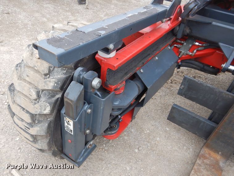 image for item DH4445 Moffett M50004W forklift