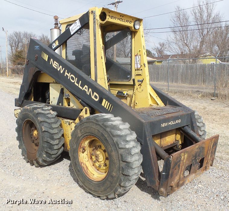 1986 New Holland L785 skid steer loader in Liberal, KS Item DH4859