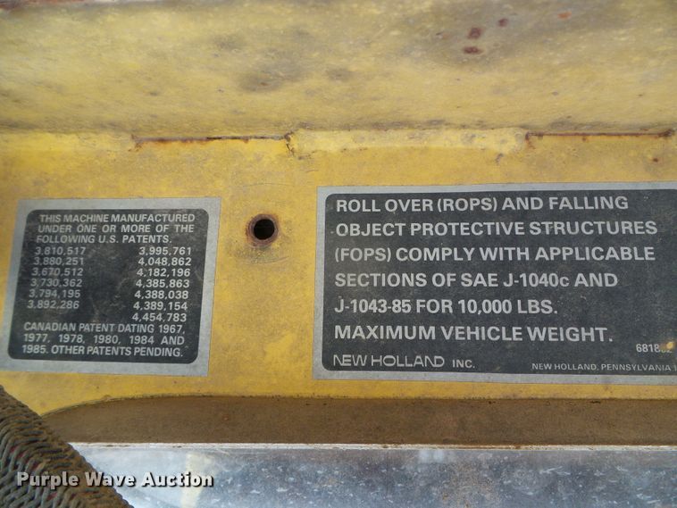 image for item DH4859 1986 New Holland L785  skid steer loader