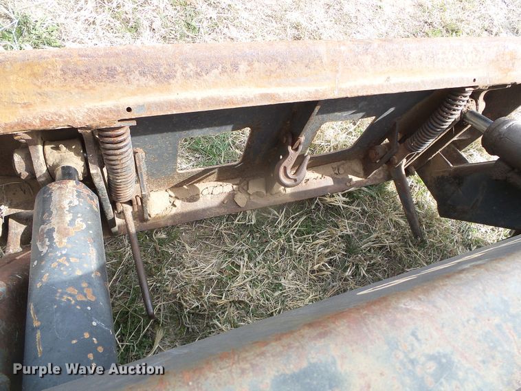 image for item DH4859 1986 New Holland L785  skid steer loader