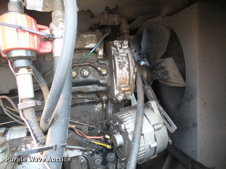 image for item DH4859 1986 New Holland L785  skid steer loader