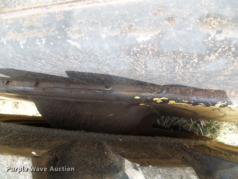 image for item DH4859 1986 New Holland L785  skid steer loader