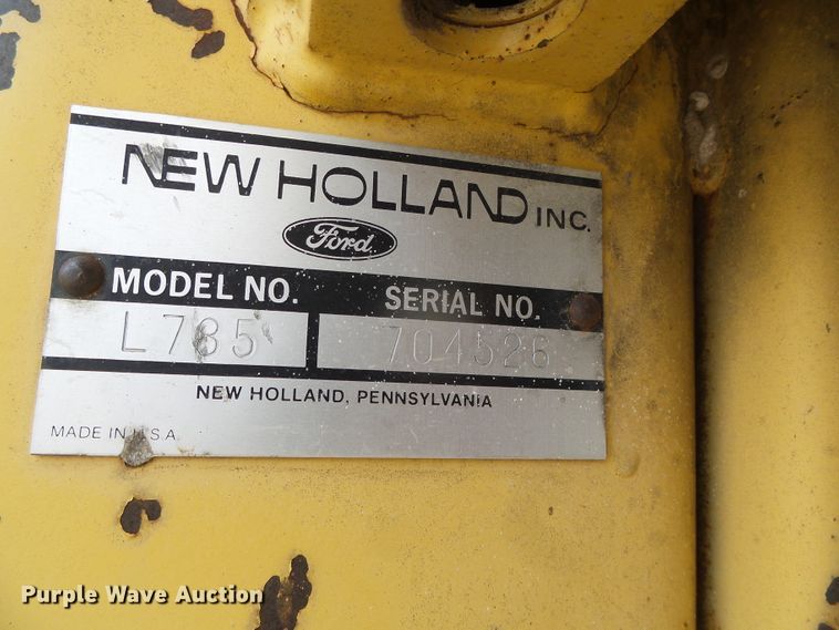 image for item DH4859 1986 New Holland L785  skid steer loader