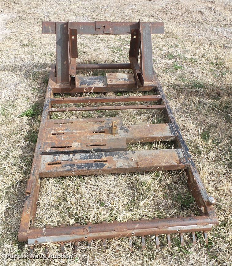 image for item DH4859 1986 New Holland L785  skid steer loader