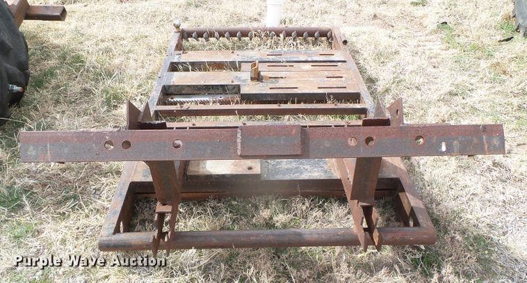 image for item DH4859 1986 New Holland L785  skid steer loader