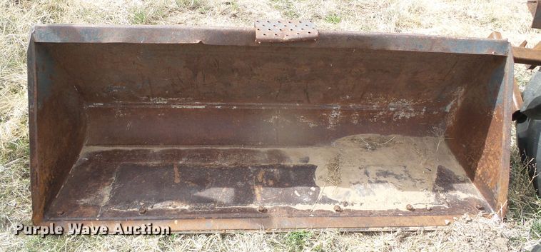 image for item DH4859 1986 New Holland L785  skid steer loader