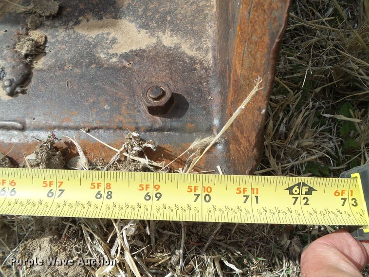 image for item DH4859 1986 New Holland L785  skid steer loader