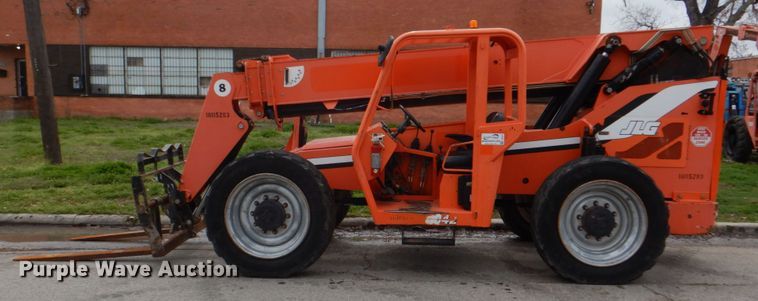 image for item DH5317 2013 JLG 8042  telehandler