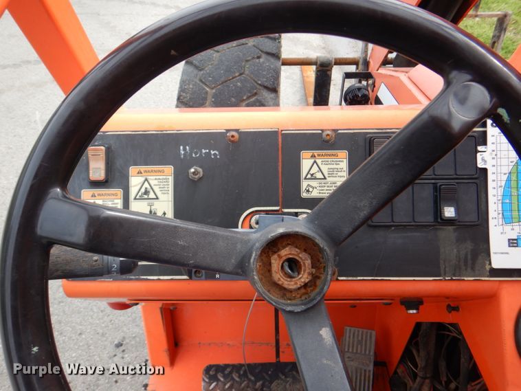 image for item DH5317 2013 JLG 8042  telehandler
