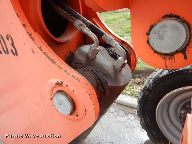 image for item DH5317 2013 JLG 8042  telehandler