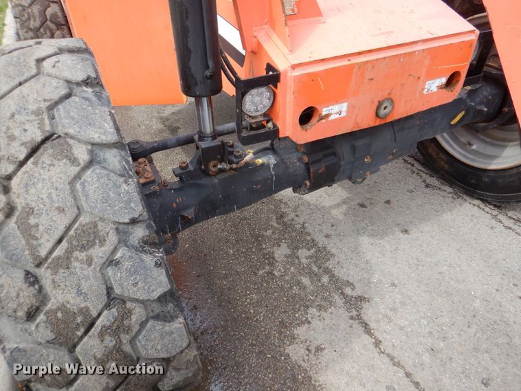 image for item DH5317 2013 JLG 8042  telehandler
