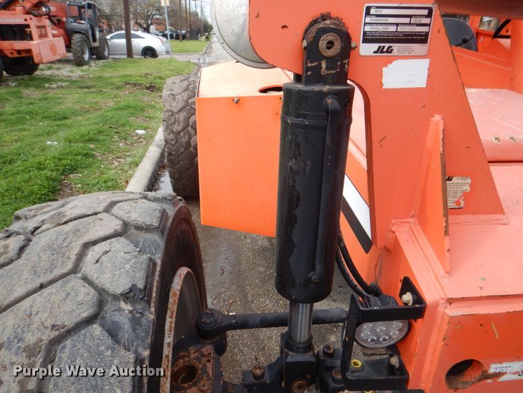 image for item DH5317 2013 JLG 8042  telehandler