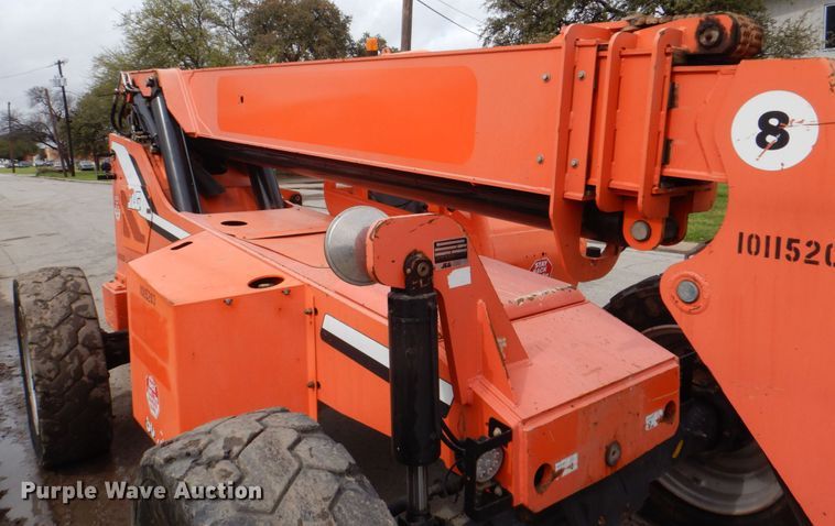 image for item DH5317 2013 JLG 8042  telehandler