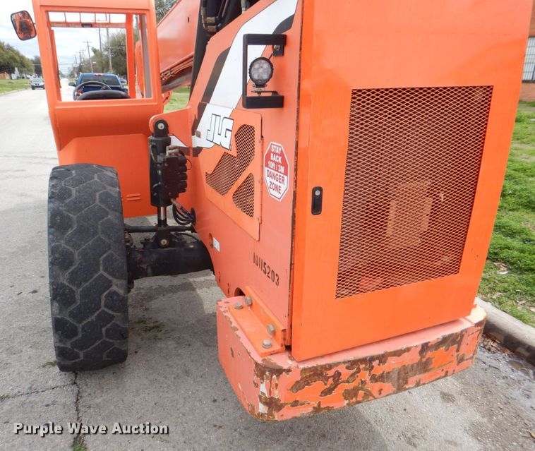 image for item DH5317 2013 JLG 8042  telehandler