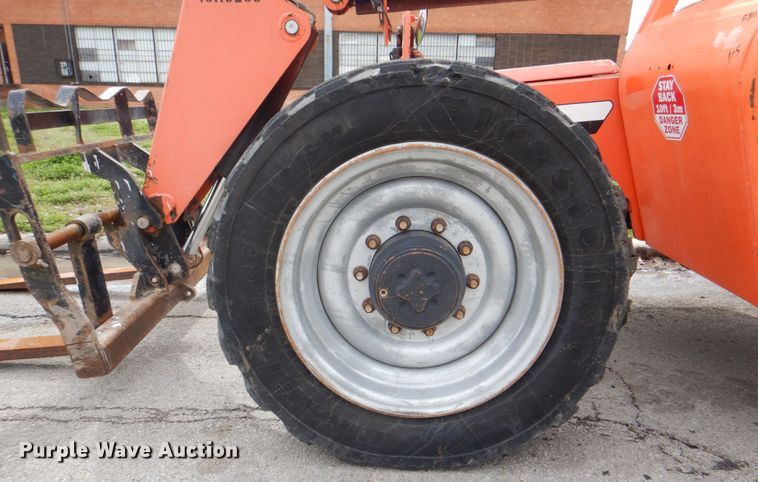 image for item DH5317 2013 JLG 8042  telehandler