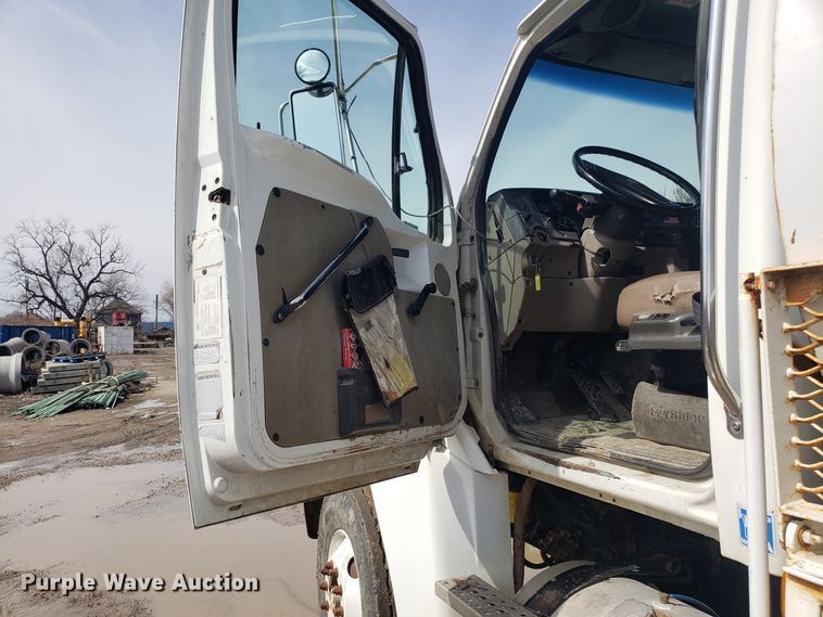 image for item DH5766 2005 Sterling L-Line lube truck