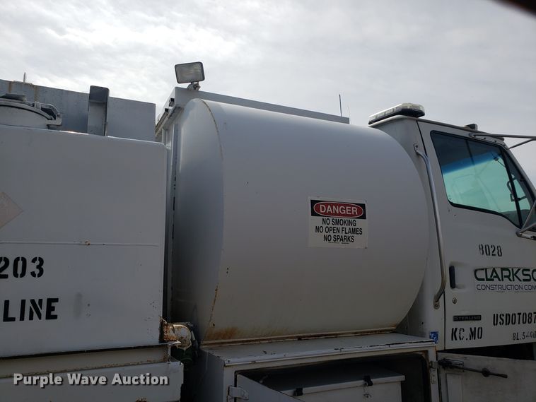 image for item DH5766 2005 Sterling L-Line lube truck