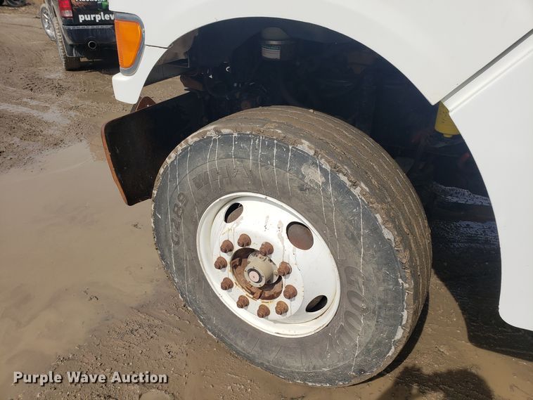 image for item DH5766 2005 Sterling L-Line lube truck