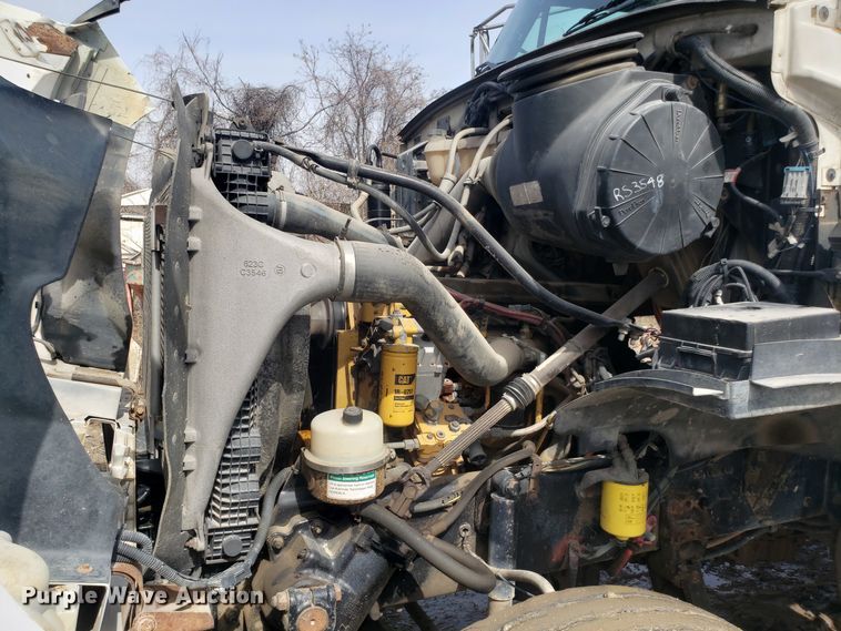 image for item DH5766 2005 Sterling L-Line lube truck