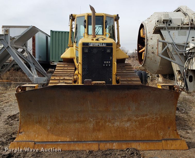 image for item DH5767 2006 Caterpillar D6N XL dozer