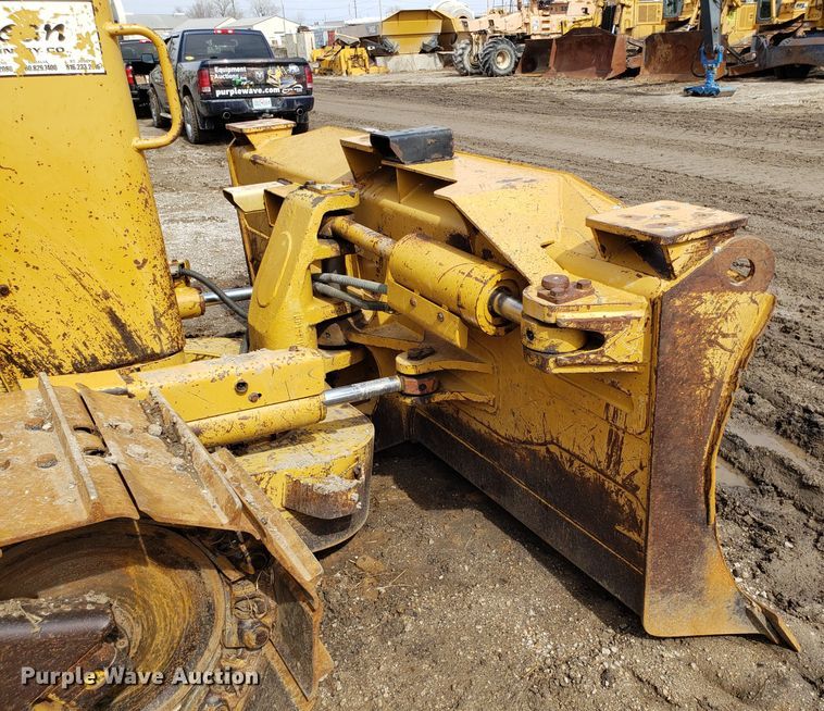 image for item DH5767 2006 Caterpillar D6N XL dozer