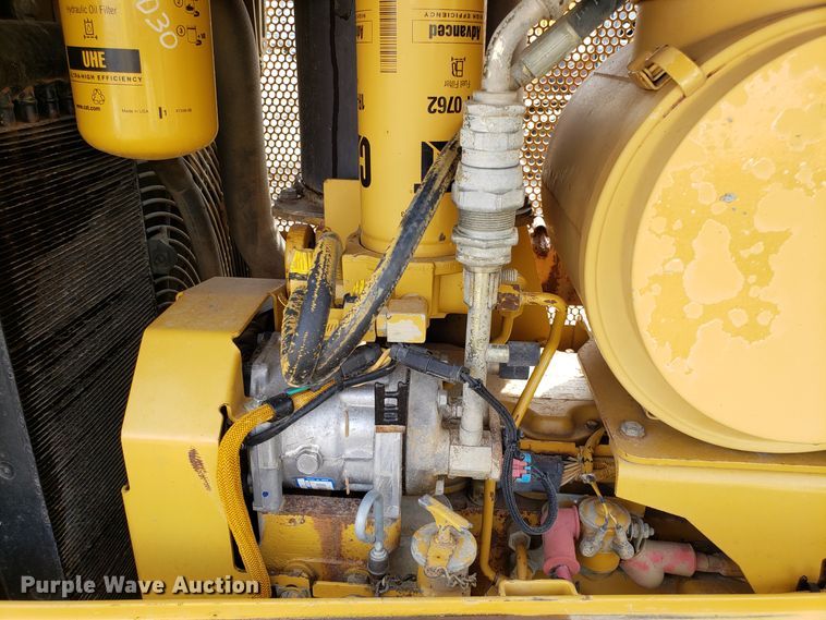 image for item DH5767 2006 Caterpillar D6N XL dozer