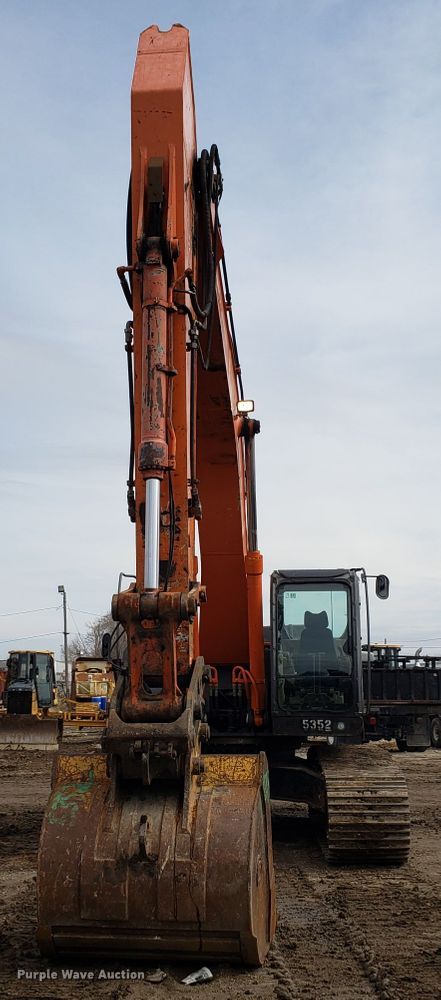 image for item DH5768 2008 Hitachi 350LC-3 excavator