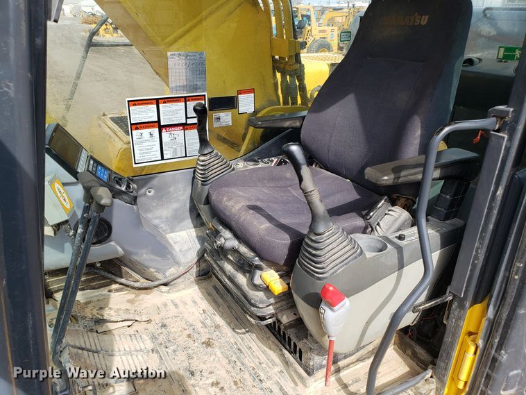 image for item DH5769 2010 Komatsu PC350LC-8 excavator