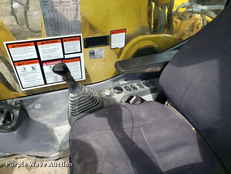 image for item DH5769 2010 Komatsu PC350LC-8 excavator