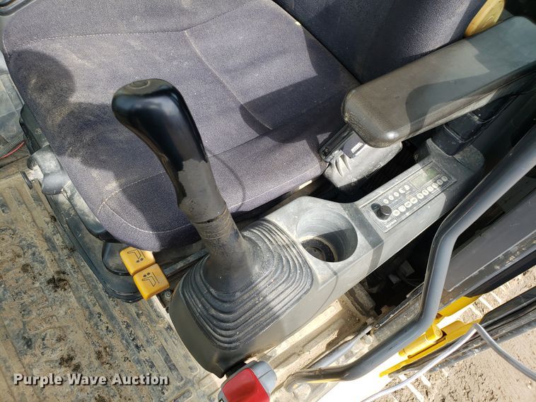 image for item DH5769 2010 Komatsu PC350LC-8 excavator