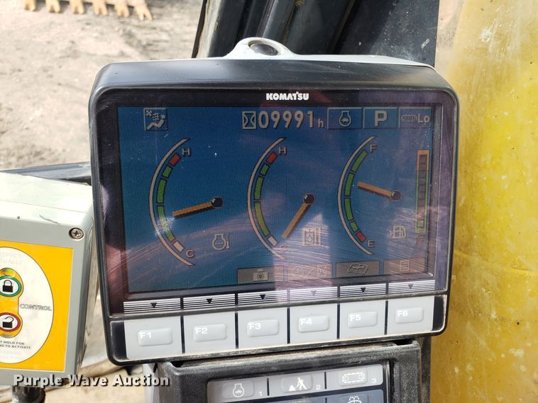 image for item DH5769 2010 Komatsu PC350LC-8 excavator