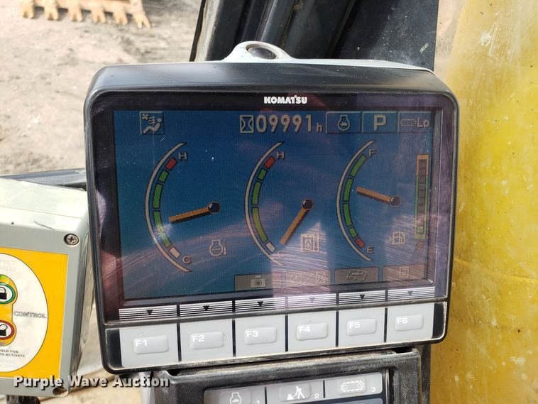 image for item DH5769 2010 Komatsu PC350LC-8 excavator