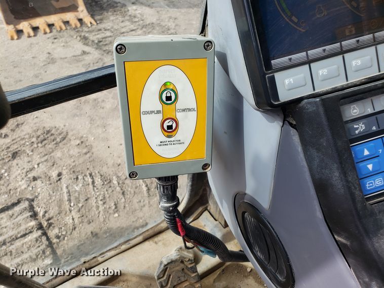 image for item DH5769 2010 Komatsu PC350LC-8 excavator