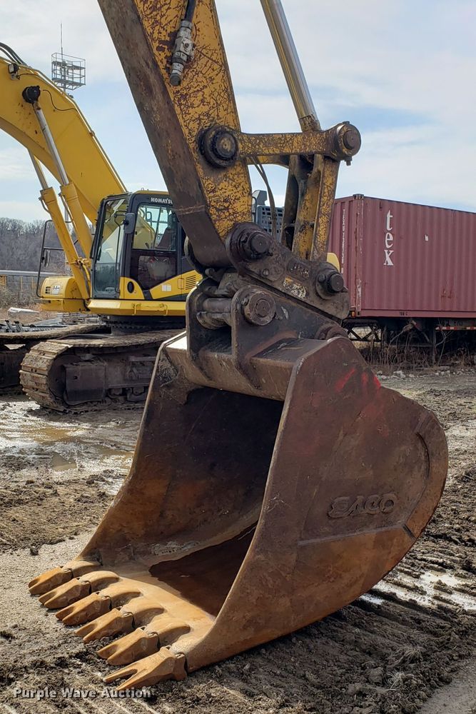image for item DH5769 2010 Komatsu PC350LC-8 excavator