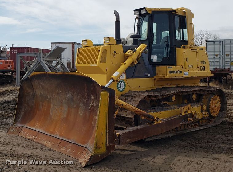 image for item DH5770 2002 Komatsu D87E-2 dozer