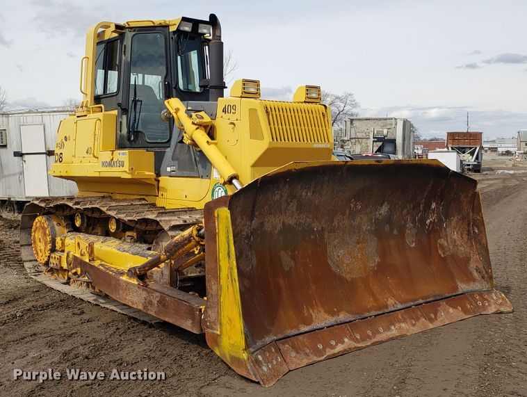image for item DH5770 2002 Komatsu D87E-2 dozer