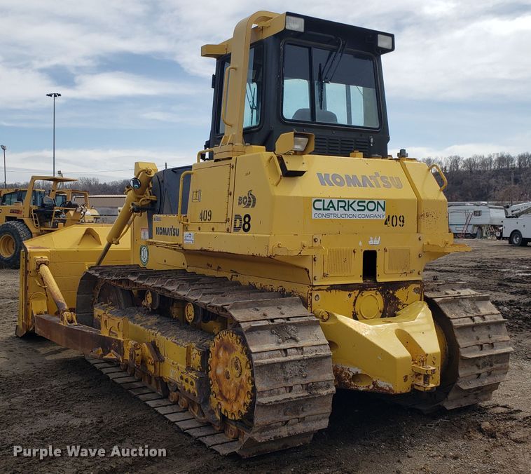 image for item DH5770 2002 Komatsu D87E-2 dozer