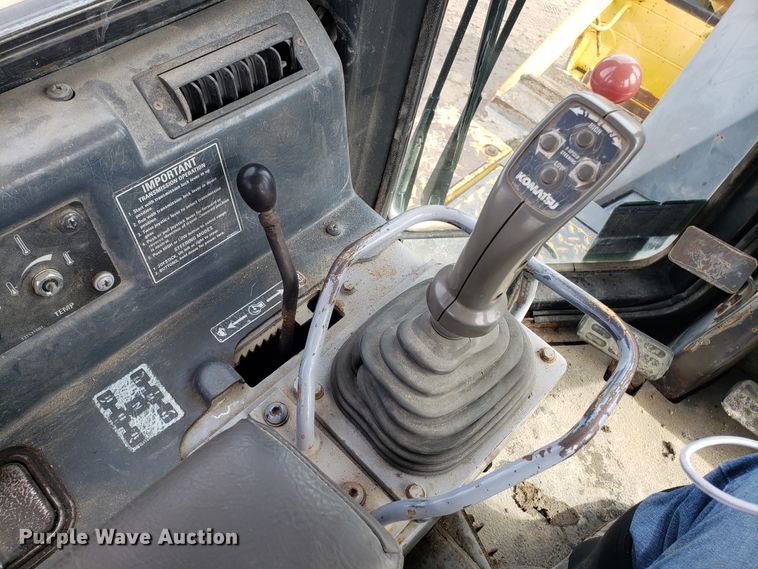 image for item DH5770 2002 Komatsu D87E-2 dozer